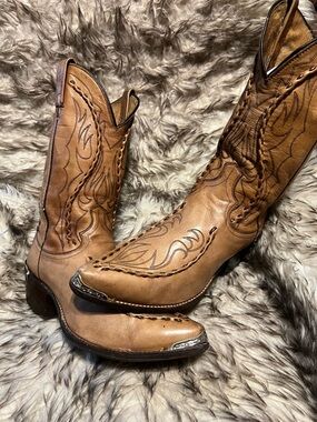 Dan Post Brown Leather Western Boots with Gold Silver Toe Tips Sz 9.5 EW